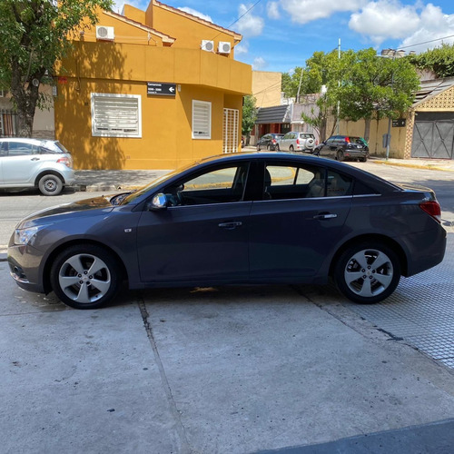 Chevrolet Cruze 1.8 Ltz Mt 4 P