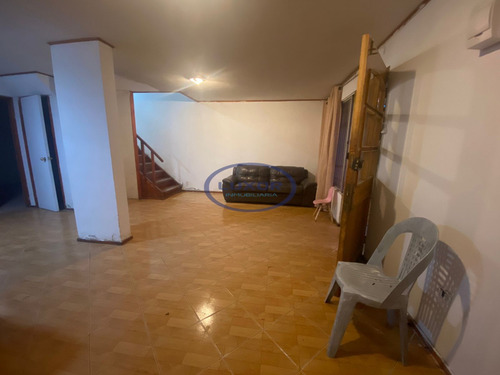 Casa Con 8 Dormitorios, Local + Botillería. Inversionista.