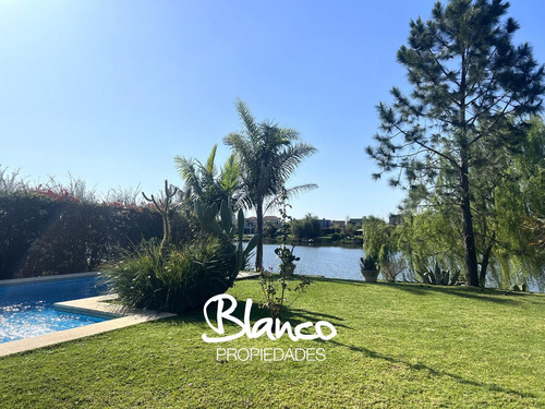 Casa En Venta En Santa Catalina, Villanueva, Tigre