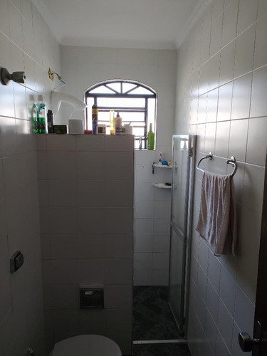 Imagem 7 de 15 de Sobrado Para Venda Por R$800.000,00 Com 250m², 3 Dormitórios, 2 Vagas E 4 Banheiros - Itaquera, São Paulo / Sp - Bdi35613