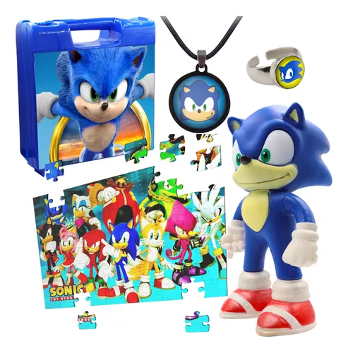 Kit com os três bonecos, Sonic com 30 cm e os menores com 20 cm.