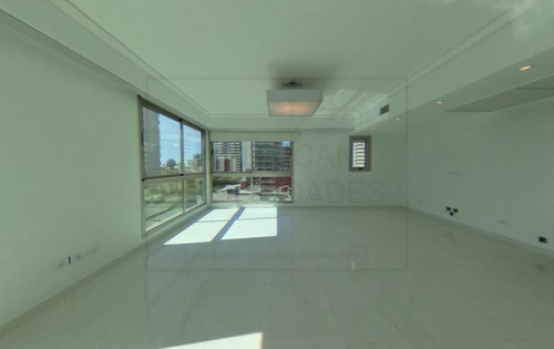 Imagen 30 de 30 de Piso Único En Belgrano Barrancas 4 Dormitorios Con Baño Completo En Suite Parrilla Pileta