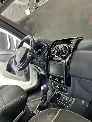 Renault Duster Oroch 2022 2.0