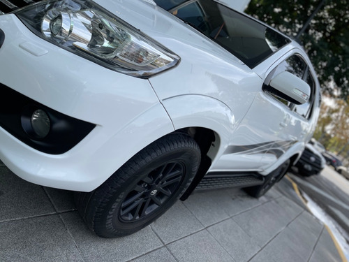 Imagen 6 de 15 de Gd Motors Toyota Hilux Sw4 Año 2012 Tdi Srv L/12 Blindada
