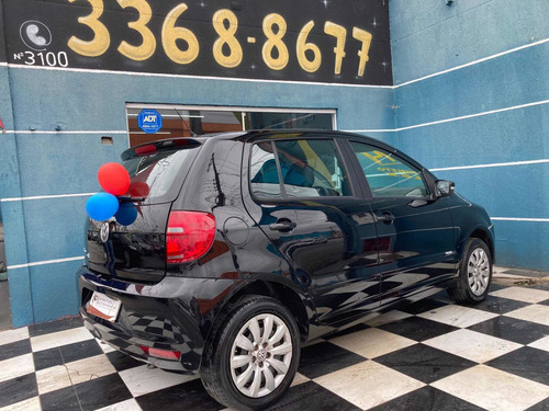 Imagem 5 de 9 de Volkswagen Fox 2014 1.0 Trend Tec Total Flex 5p