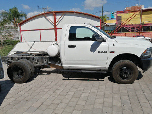 Imagen 4 de 15 de Ram Ram 4000 Chasis