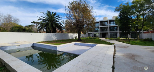 Venta Departamento 1 Dormitorio El Casco De Moreno Con Cochera