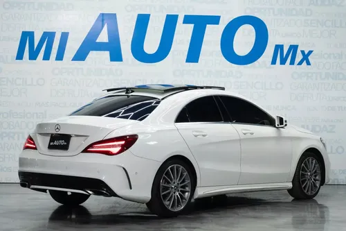 Mercedes-Benz Clase CLA 2.0 250 Cgi Sport At
