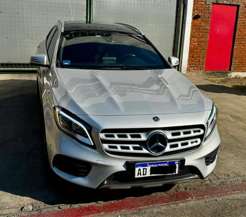 Mercedes-Benz Clase GLA 1.6 Gla250 Amg-line 211cv