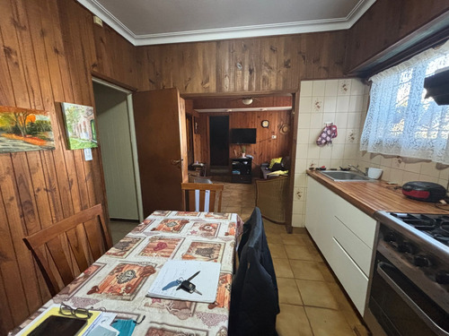 Casa 4 Ambientes - Garage Y Parque - Villa Primera
