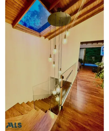 Casa Completamente Remodelada En El Campestre(mls#255908)