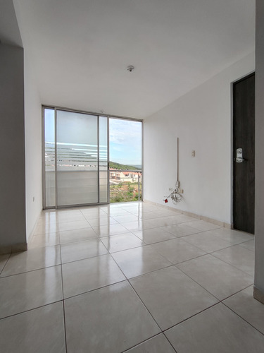 Apartamento En Venta En La Floresta. Cod V29121