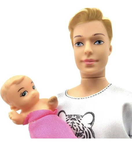 Muñeco Thiago Papá Con Bebe Cochecito Y Mamadera Poppi Doll