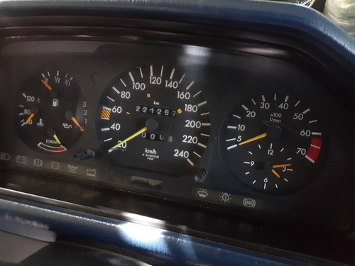 Imagen 6 de 15 de Mercedes Benz E 300 W124. Caja Manual. Excelente Oportunidad