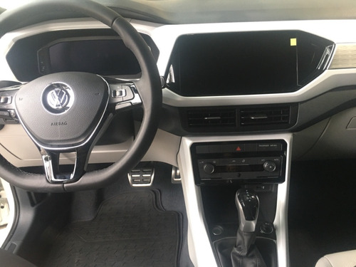 Imagen 13 de 19 de Volkswagen T-cross Highline 200tsi Nd
