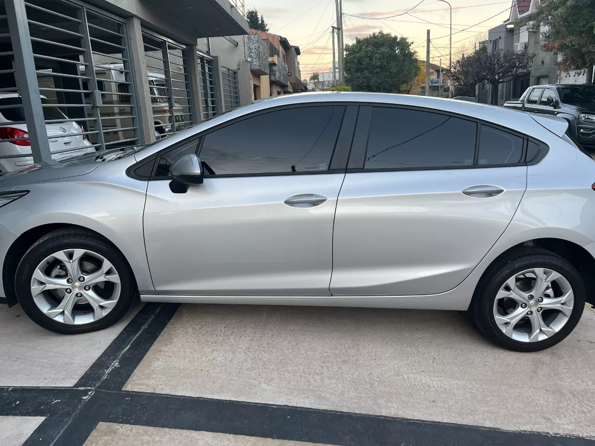 Chevrolet Cruze 1.8 Lt Mt