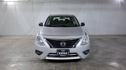 Nissan Versa 1.6 DRIVE AUTO