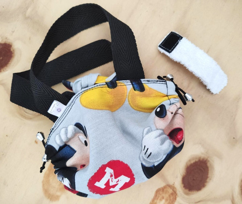 Bolsinha Toalhinha De Mão Porta Kit Higiene Bucal Infantil