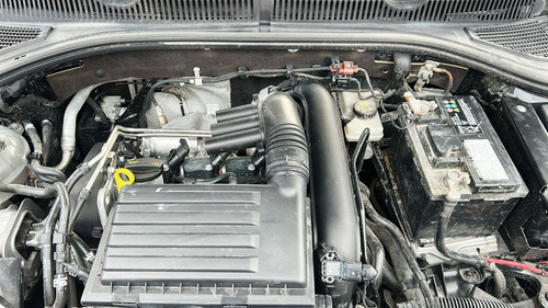 Volkswagen Jetta 1.4 TFSI TURBO T/M