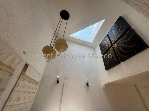 Casa En Venta En Juarez Chirinos, Ocoyoacac Jl 25-3552.