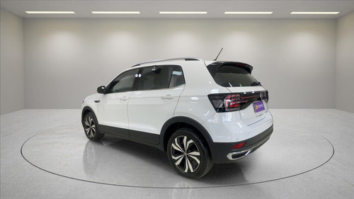 Volkswagen T-Cross 1.4 250 TSI TOTAL FLEX HIGHLINE AUTOMÁTICO