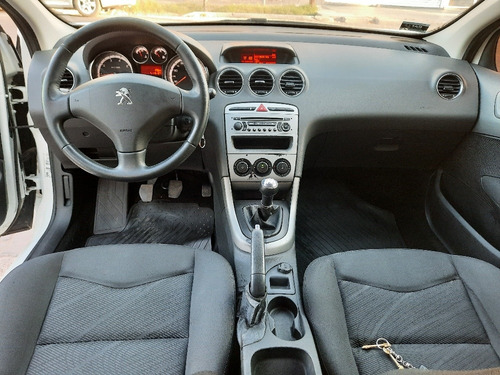Imagen 13 de 15 de Peugeot 308 2013 1.6 Active