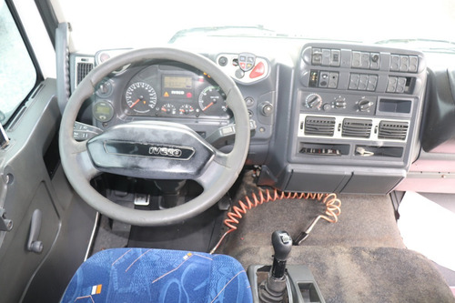 Imagem 11 de 12 de Iveco Cursor 330 4x2 Ano 2010 Com 430 Mil Km