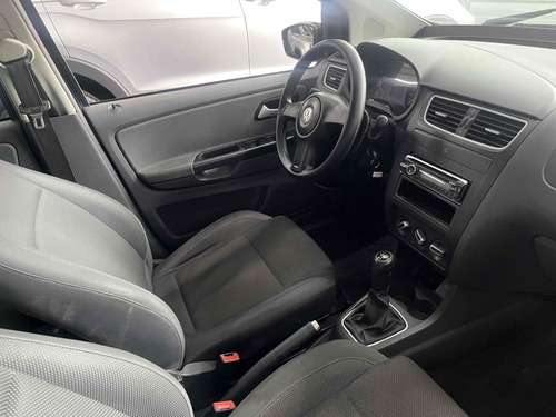 Volkswagen Fox 1.6 MI FLEX 8V 4P MANUAL