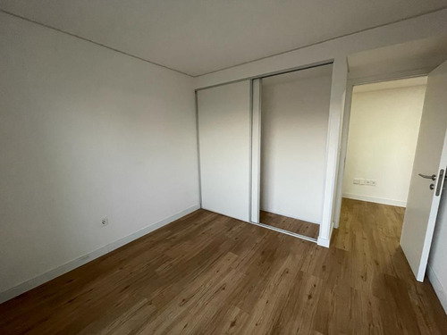 Apartamento En Alquiler De 2 Dormitorios En Malvín (ref: Vld-3869)