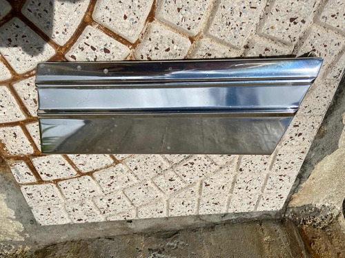 Platina Guardafango Delantero Derecho Ford Ltd 80 Nueva