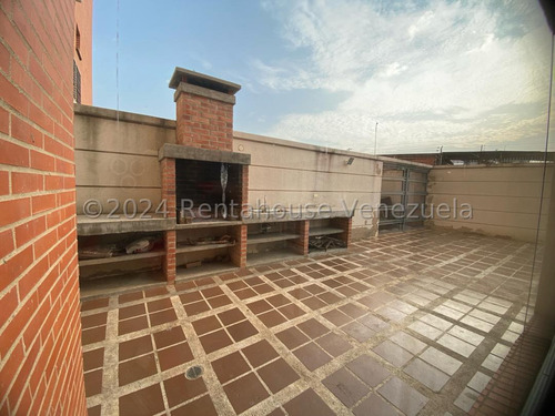 Renta House Trae Para Ti, Espectacular Apartamento En Venta En Obra Gris, Para Ser Remodelado A Tu Gusto. Ideal Para Ti Que Buscas Modernismo Y Comodidad. Maritza Lucena Tu Asesora De Confianzaa