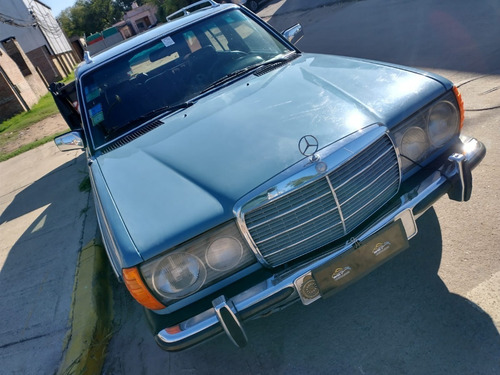 Imagen 2 de 15 de Mercedes Benz 300 Td Año 1981