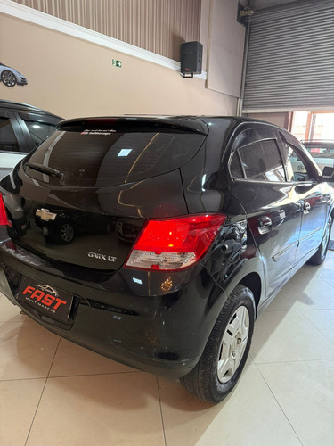 Chevrolet Onix 1.0 Lt 5p