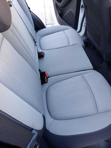 Imagen 13 de 17 de Chevrolet Tracker 2014 1.8 Ltz Fwd Mt 140cv