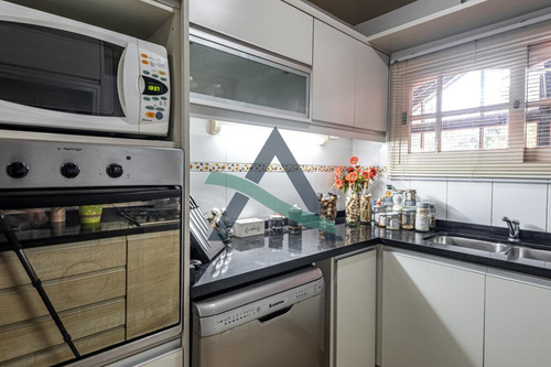 Casa 5 Ambientes C/ Dependencia. Venta Pinamar