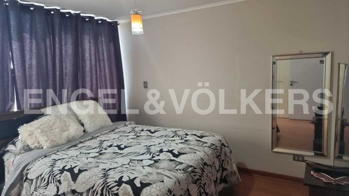 Atractivo Departamento Excelente Ubicación