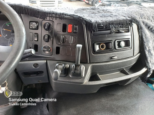 Imagem 7 de 15 de Mercedes Benz Axor 2535 Premium 6x2 Trucado