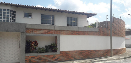 Casa En Venta, Terrazas Del Club Hipico #24-13979