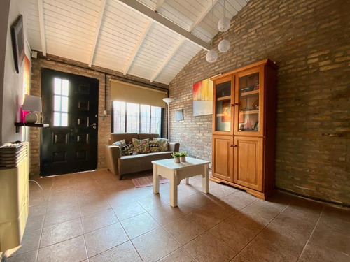 Imagen 3 de 23 de Casa Funes Tres Dormitorios Con Pileta En Venta