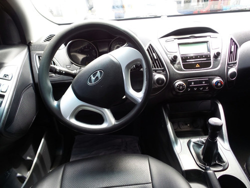 Hiunday Tucson Ix35 Gl 4x2