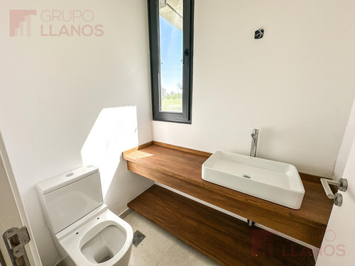 Venta De Casa A Estrenar Con 3 Dormitorios Con Vista Al Golf En Everlinks