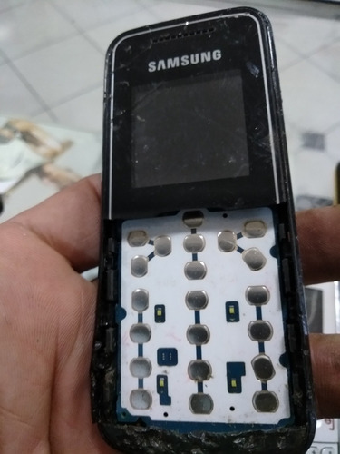 Lote Com 11 Celulares Estragados Para Usar Peças