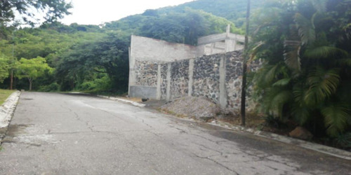 Terreno Urbano En Club De Golf Hacienda San Gaspar, Jiutepec, Morelos - Crb-851-tu