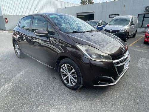 Peugeot 208 1.6 Allure