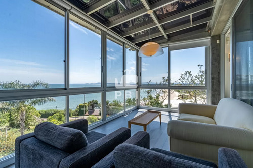 Casa En Venta El Acantilado 4 Dormitorios En Punta Ballena - Ref : Pbi723