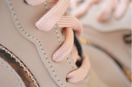 Zapatillas De Cuero De Mujer Livianas - Amal - Ferraro