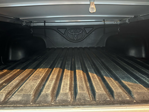 Toyota Hilux 2.7 SR 4X2 CD 16V FLEX 4P AUTOMÁTICO
