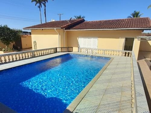 Imagem 1 de 14 de Casa Com Piscina Pertinho Do Mar - Pg 6752 | A.c.m