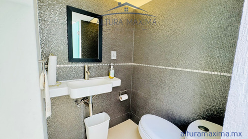 Casa En Venta Atlas Colomos Zapopan Membresía De Regalo