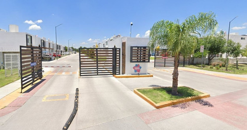 Casa Con Excelente Mantenimiento Y Ubicación. Arf